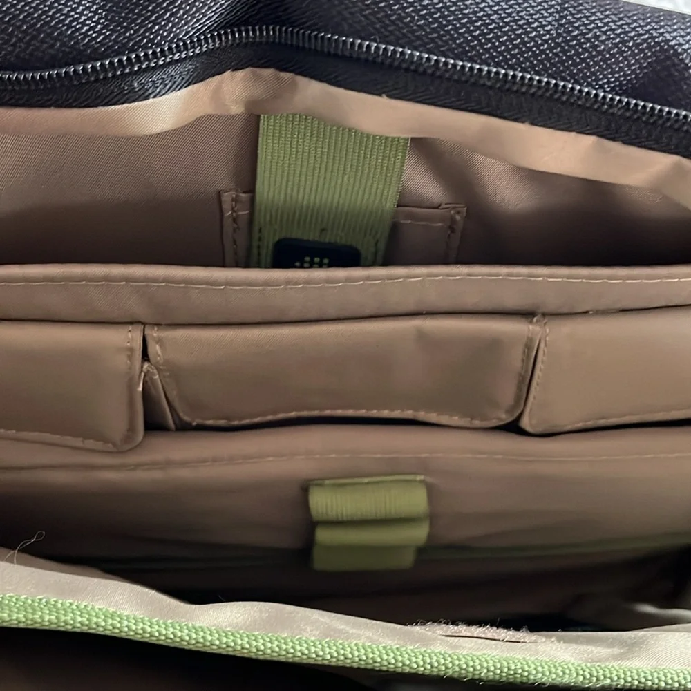 Solo laptop/tablet briefcase